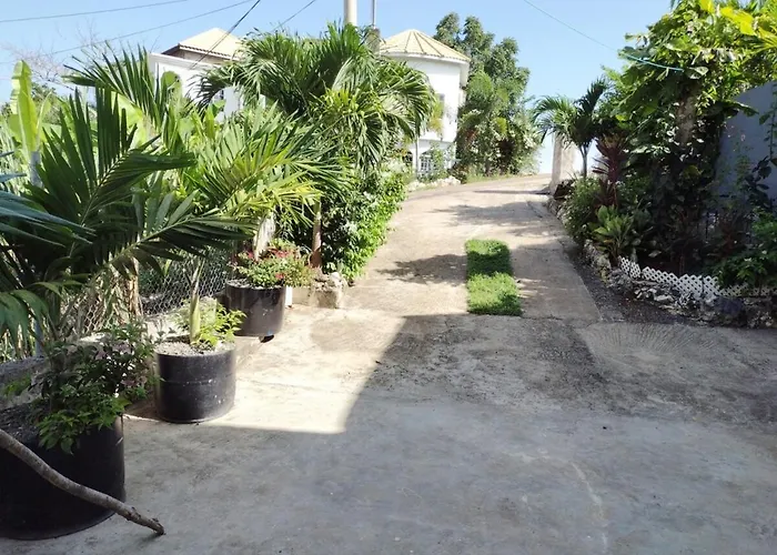 Charming Spacious Relaxing In Apartment Runaway Bay